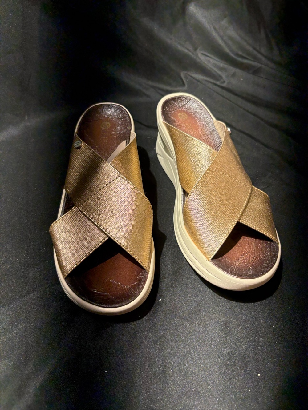 Bzees Gold Metallic Crisscross Wedge Slide Mules - Picture 2 of 6